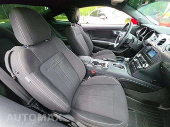 2022 Ford Mustang GT Coupe – miniatura 13