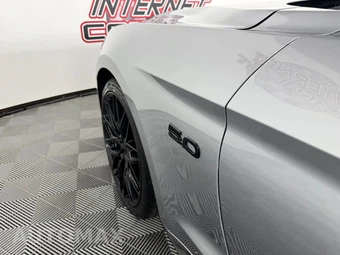 2022 Ford Mustang GT Coupe - miniatura 21