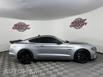 2022 Ford Mustang GT Coupe - miniatura 8