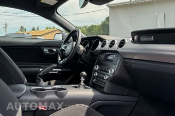 2022 Ford Mustang GT Coupe - miniatura 20