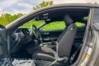 2022 Ford Mustang GT Coupe - miniatura 25