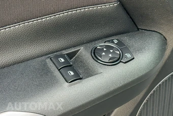 2022 Ford Mustang GT Coupe - miniatura 30