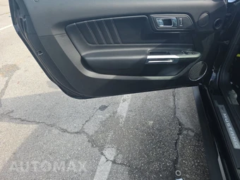 2022 Ford Mustang GT Premium Coupe - miniatura 9