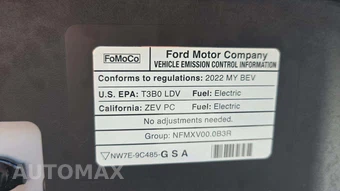 2022 Ford Mustang Mach-E Select - miniatura 18