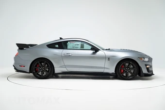 2022 Ford Mustang Shelby GT500 - miniatura 2
