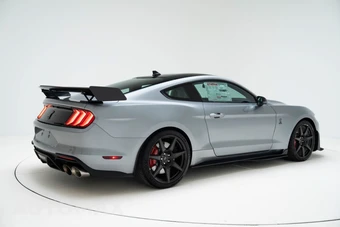 2022 Ford Mustang Shelby GT500 - miniatura 3