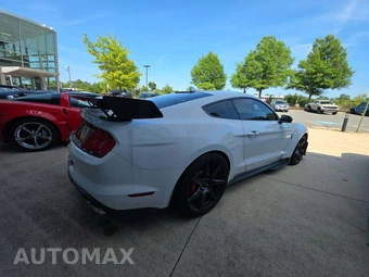 2022 Ford Mustang Shelby GT500 Coupe - miniatura 3