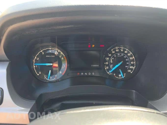 2022 Ford Ranger XLT Crew Cab Medium Bed - miniatura 9