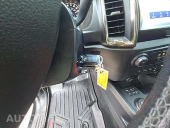 2022 Ford Ranger XLT Crew Cab Medium Bed - miniatura 5