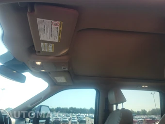 2022 Ford Super Duty F-250 Lariat Crew Cab Long Bed - miniatura 17