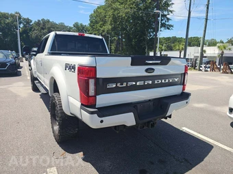 2022 Ford Super Duty F-250 Lariat Crew Cab Long Bed - miniatura 2