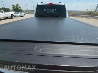 2022 Ford Super Duty F-250 Lariat Crew Cab Medium Bed - miniatura 16