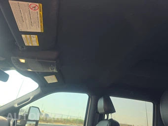 2022 Ford Super Duty F-250 Lariat Crew Cab Medium Bed - miniatura 17