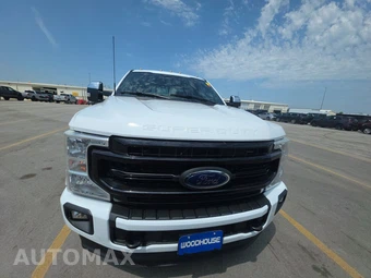 2022 Ford Super Duty F-250 Lariat Crew Cab Medium Bed - miniatura 2