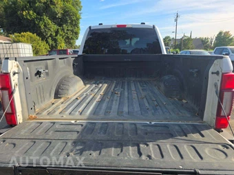 2022 Ford Super Duty F-250 Lariat Crew Cab Medium Bed - miniatura 14