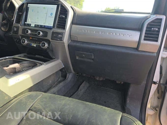 2022 Ford Super Duty F-250 Lariat Crew Cab Medium Bed - miniatura 19