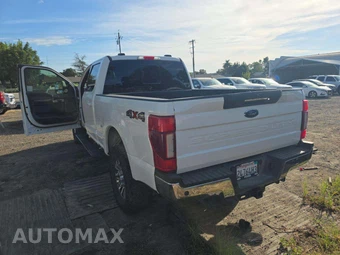 2022 Ford Super Duty F-250 Lariat Crew Cab Medium Bed - miniatura 2
