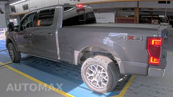 2022 Ford Super Duty F-250 Lariat Crew Cab Medium Bed - miniatura 6