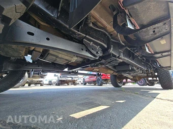 2022 Ford Super Duty F-250 Lariat Crew Cab Medium Bed - miniatura 7