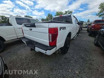 2022 Ford Super Duty F-250 Lariat Crew Cab Medium Bed - miniatura 3