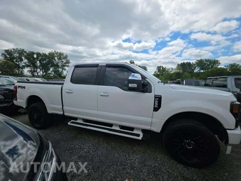 2022 Ford Super Duty F-250 Lariat Crew Cab Medium Bed - miniatura 4