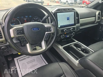2022 Ford Super Duty F-250 Lariat Crew Cab Medium Bed - miniatura 11