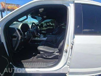 2022 Ford Super Duty F-250 Lariat Crew Cab Medium Bed - miniatura 6