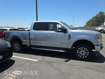 2022 Ford Super Duty F-250 Lariat Crew Cab Medium Bed - miniatura 4