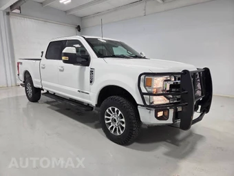 2022 Ford Super Duty F-250 Lariat Crew Cab Medium Bed - miniatura 1