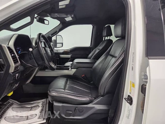 2022 Ford Super Duty F-250 Lariat Crew Cab Medium Bed - miniatura 10