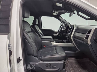 2022 Ford Super Duty F-250 Lariat Crew Cab Medium Bed - miniatura 16