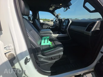 2022 Ford Super Duty F-250 Lariat Crew Cab Medium Bed - miniatura 8