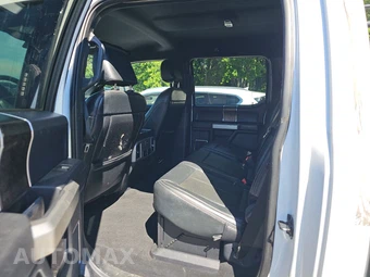 2022 Ford Super Duty F-250 Lariat Crew Cab Medium Bed - miniatura 13