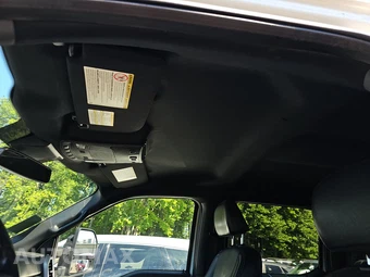 2022 Ford Super Duty F-250 Lariat Crew Cab Medium Bed - miniatura 18