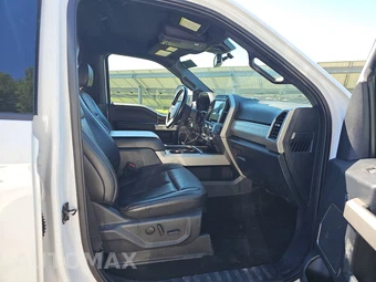 2022 Ford Super Duty F-250 Lariat Crew Cab Medium Bed - miniatura 8