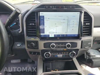 2022 Ford Super Duty F-250 Lariat Crew Cab Medium Bed - miniatura 11