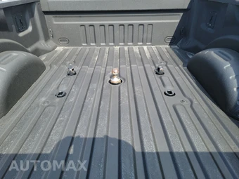 2022 Ford Super Duty F-250 Lariat Crew Cab Medium Bed - miniatura 16