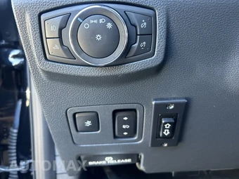 2022 Ford Super Duty F-250 Lariat Crew Cab Medium Bed - miniatura 12