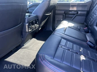 2022 Ford Super Duty F-250 Lariat Crew Cab Medium Bed - miniatura 4