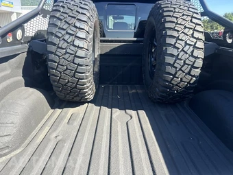 2022 Ford Super Duty F-250 Lariat Crew Cab Medium Bed - miniatura 42