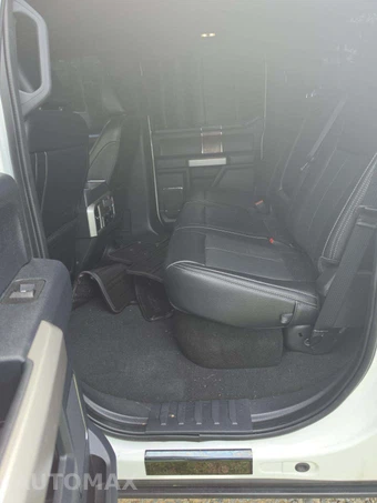 2022 Ford Super Duty F-250 Lariat Crew Cab Medium Bed - miniatura 10