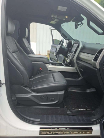 2022 Ford Super Duty F-250 Lariat Crew Cab Medium Bed - miniatura 15
