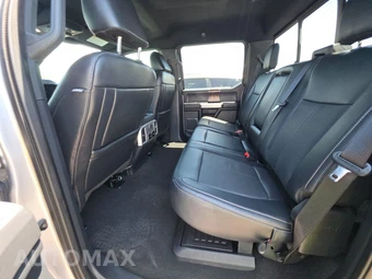 2022 Ford Super Duty F-250 Lariat Crew Cab Medium Bed - miniatura 13