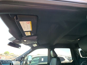 2022 Ford Super Duty F-250 Lariat Crew Cab Medium Bed - miniatura 18