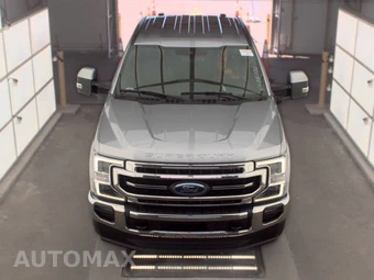 2022 Ford Super Duty F-250 Lariat Crew Cab Medium Bed - miniatura 2