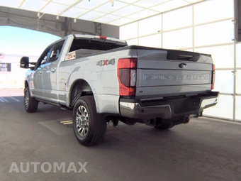 2022 Ford Super Duty F-250 Lariat Crew Cab Medium Bed - miniatura 6