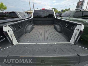 2022 Ford Super Duty F-250 Lariat Crew Cab Medium Bed - miniatura 13
