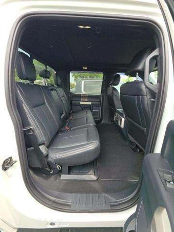 2022 Ford Super Duty F-250 Lariat Crew Cab Medium Bed - miniatura 15
