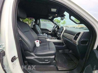 2022 Ford Super Duty F-250 Lariat Crew Cab Medium Bed - miniatura 17