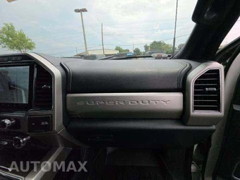 2022 Ford Super Duty F-250 Lariat Crew Cab Medium Bed - miniatura 18
